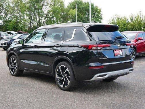 2023 Mitsubishi Outlander PHEV 40th Anniversary S-AWC