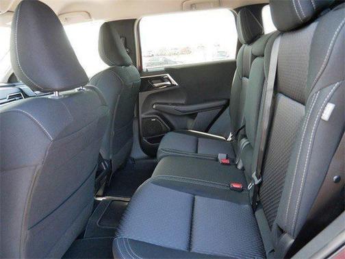 2026 Mitsubishi Outlander ES 1.5T S-AWC