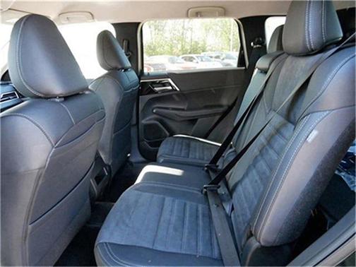 2025 Mitsubishi Outlander PHEV SE S-AWC