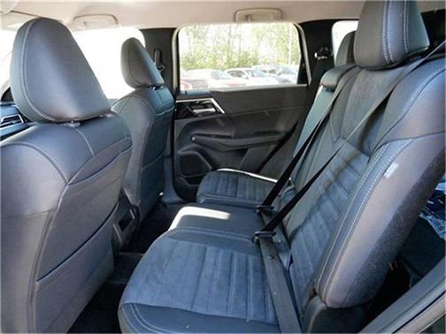 2025 Mitsubishi Outlander PHEV SE S-AWC