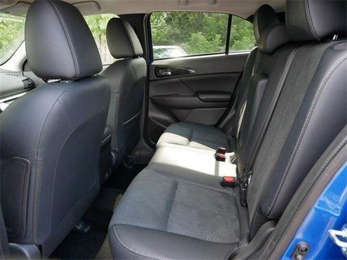 2025 Mitsubishi Eclipse Cross SE