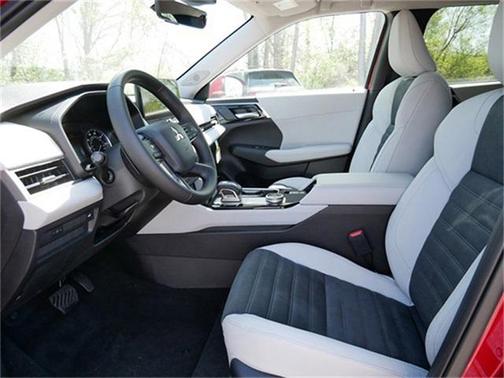 2025 Mitsubishi Outlander SE 2.5 S-AWC