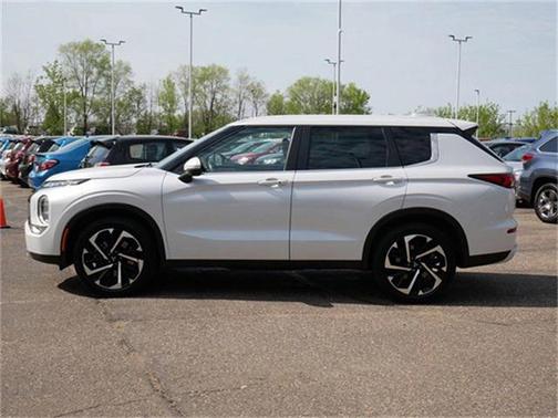2023 Mitsubishi Outlander SE 2.5 S-AWC