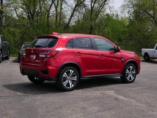 Red Diamond 2021 Mitsubishi Outlander Sport 2.0 ES