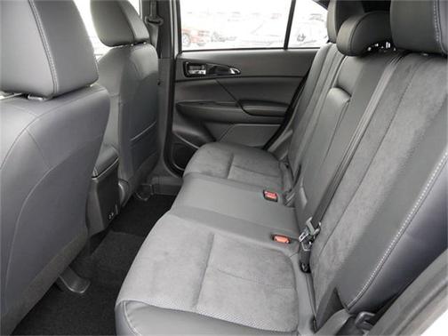 2025 Mitsubishi Eclipse Cross SE