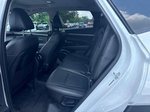 Quartz White 2022 Hyundai TUCSON SEL