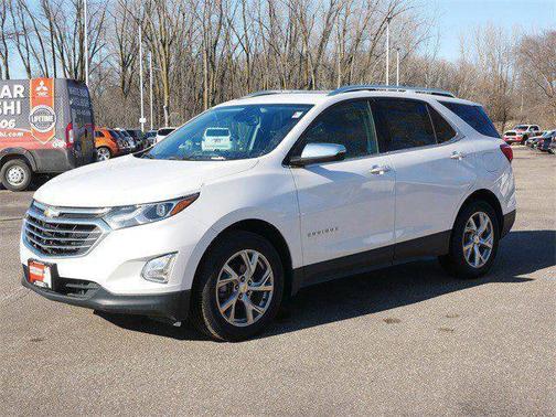 Iridescent Pearl Tricoat 2021 Chevrolet Equinox Premier w/1LZ