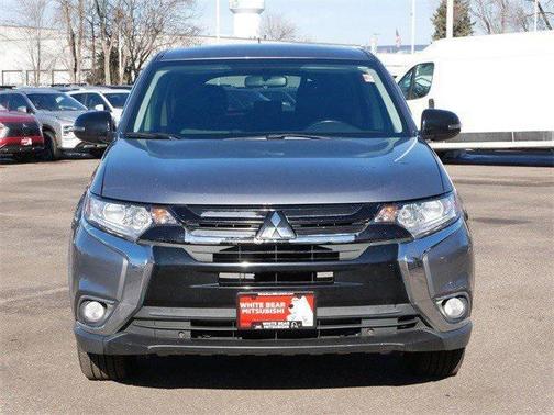 2016 Mitsubishi Outlander SE