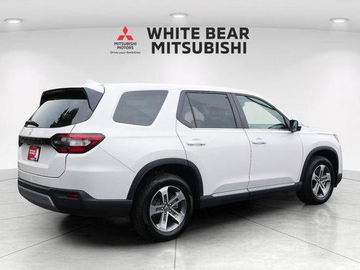 Platinum White Pearl 2025 Honda Pilot EX-L