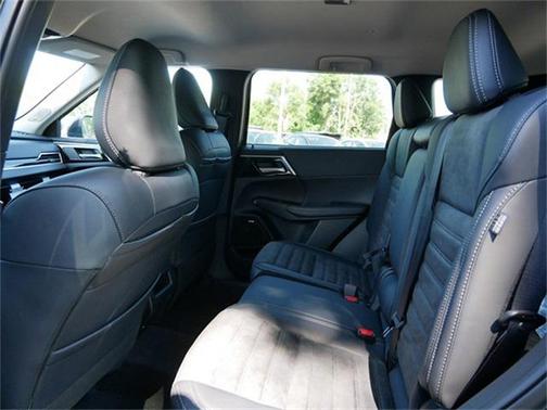 2025 Mitsubishi Outlander SE 2.5 S-AWC