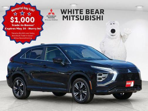 Labrador Black Pearl 2024 Mitsubishi Eclipse Cross SEL