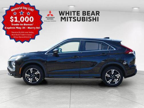 Labrador Black Pearl 2024 Mitsubishi Eclipse Cross SEL