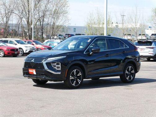 Labrador Black Pearl 2024 Mitsubishi Eclipse Cross SEL