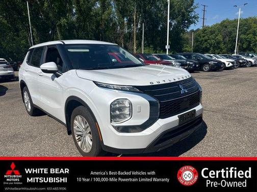 White Diamond 2023 Mitsubishi Outlander ES