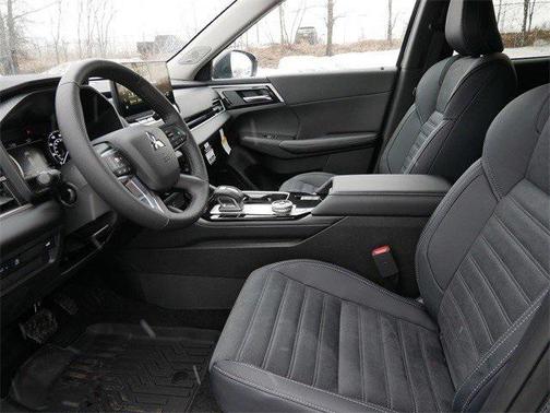 2026 Mitsubishi Outlander SE 1.5T S-AWC