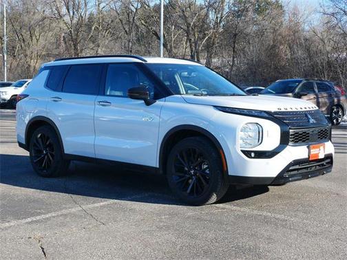 2025 Mitsubishi Outlander PHEV SEL