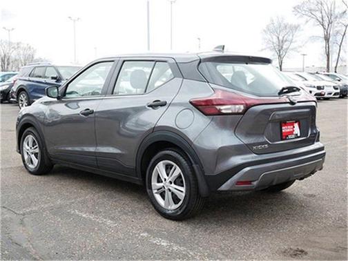 2022 Nissan Kicks S