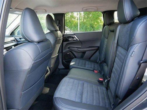 2025 Mitsubishi Outlander SE 2.5 S-AWC