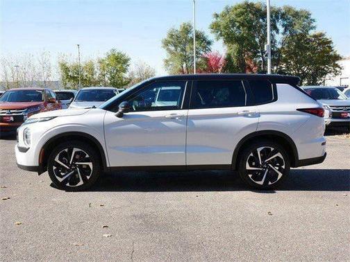 2022 Mitsubishi Outlander ES 2.5 S-AWC