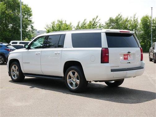 2017 Chevrolet Suburban LT