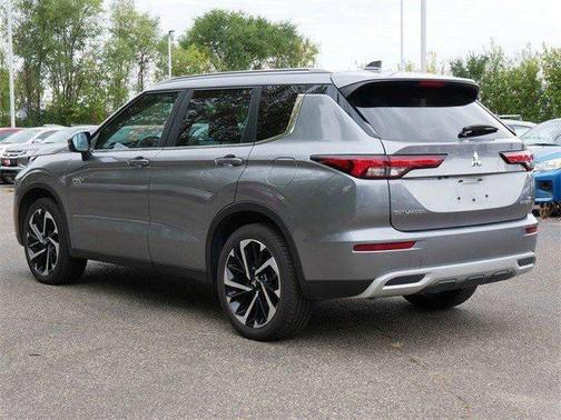 2023 Mitsubishi Outlander PHEV SE S-AWC