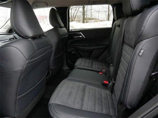 2026 Mitsubishi Outlander SE 1.5T S-AWC