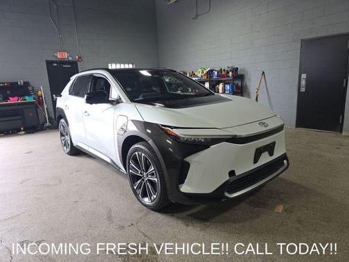Wind Chill Pearl 2023 Toyota bZ4X Limited