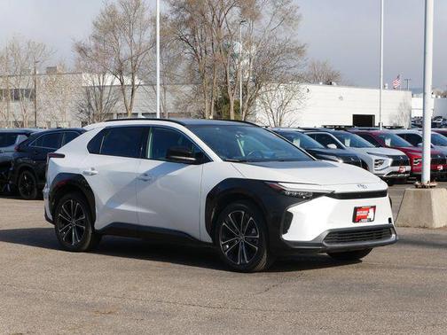 Wind Chill Pearl 2023 Toyota bZ4X Limited