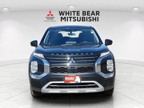 Black Diamond 2025 Mitsubishi Outlander SE S-AWC
