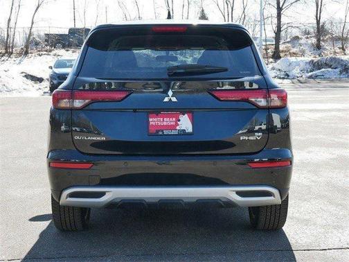 Black Diamond 2025 Mitsubishi Outlander PHEV SE S-AWC