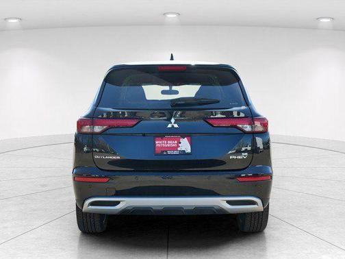 Black Diamond 2025 Mitsubishi Outlander PHEV SE S-AWC