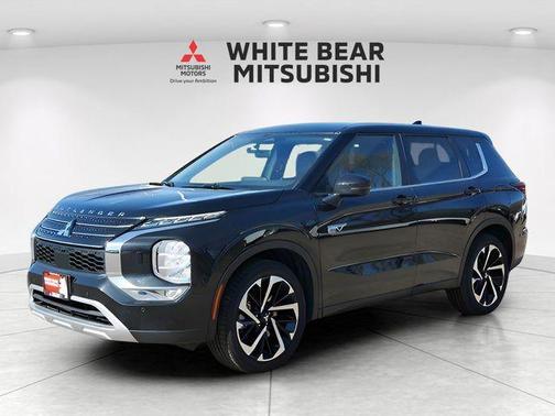 Black Diamond 2025 Mitsubishi Outlander SE S-AWC