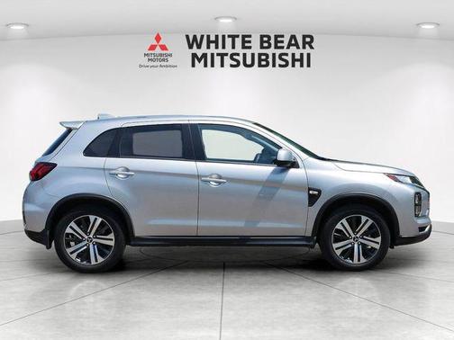 Alloy Silver Metallic 2026 Mitsubishi Outlander Sport 2.0 ES
