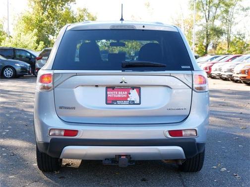 2015 Mitsubishi Outlander SE