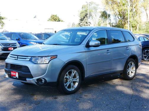 2015 Mitsubishi Outlander SE