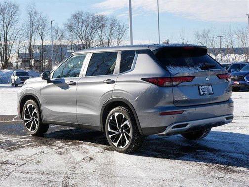 2023 Mitsubishi Outlander SE 2.5 S-AWC
