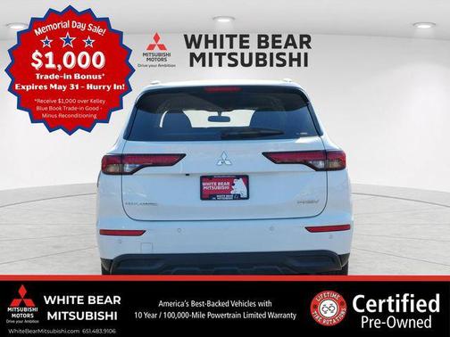 Solid White 2025 Mitsubishi Outlander PHEV LE