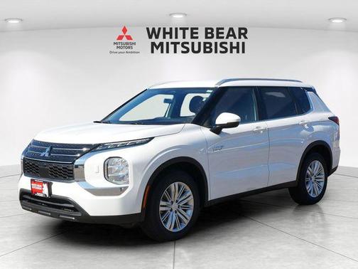 Solid White 2025 Mitsubishi Outlander PHEV LE