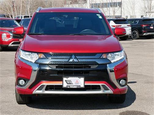 2022 Mitsubishi Outlander PHEV LE