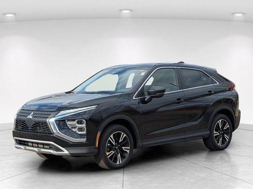 Labrador Black Pearl 2025 Mitsubishi Eclipse Cross SE
