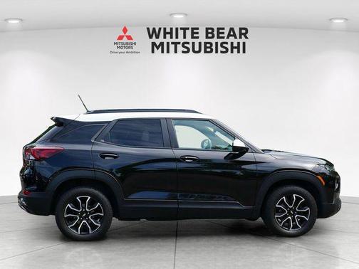Mosaic Black Metallic 2023 Chevrolet Trailblazer ACTIV