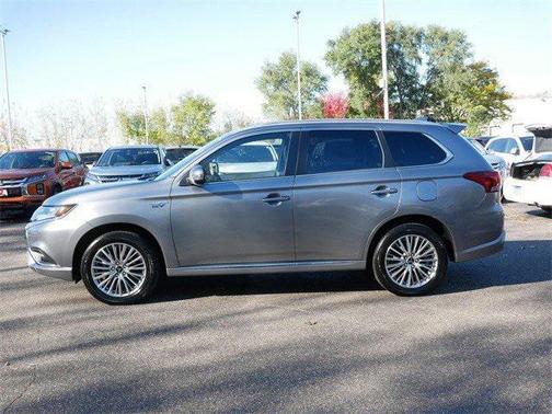 2022 Mitsubishi Outlander PHEV SEL