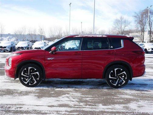 2025 Mitsubishi Outlander PHEV SEL