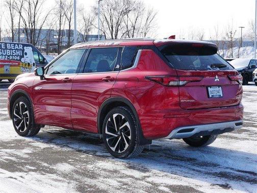 2025 Mitsubishi Outlander PHEV SEL