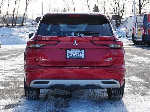 2025 Mitsubishi Outlander PHEV SEL