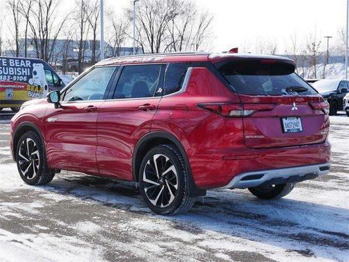 2025 Mitsubishi Outlander PHEV SEL