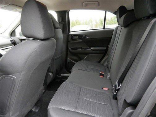 2026 Mitsubishi Eclipse Cross LE