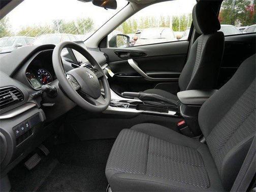 2026 Mitsubishi Eclipse Cross LE