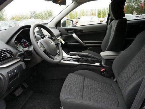 2026 Mitsubishi Eclipse Cross LE