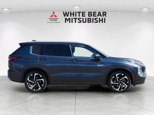 Gray 2024 Mitsubishi Outlander PHEV SEL
